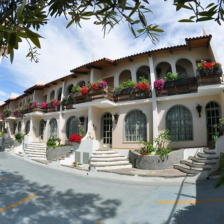 Apart Hotel Nueva Leon Puerto Madryn Eksteriør billede